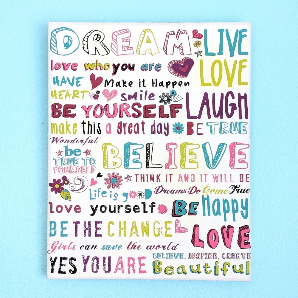 Magnetic Decorative Wall Hanging